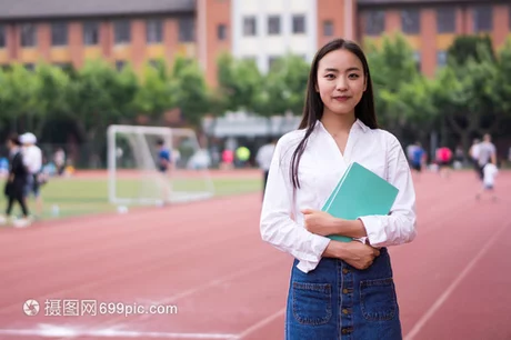 初恋少女十四岁的爱情